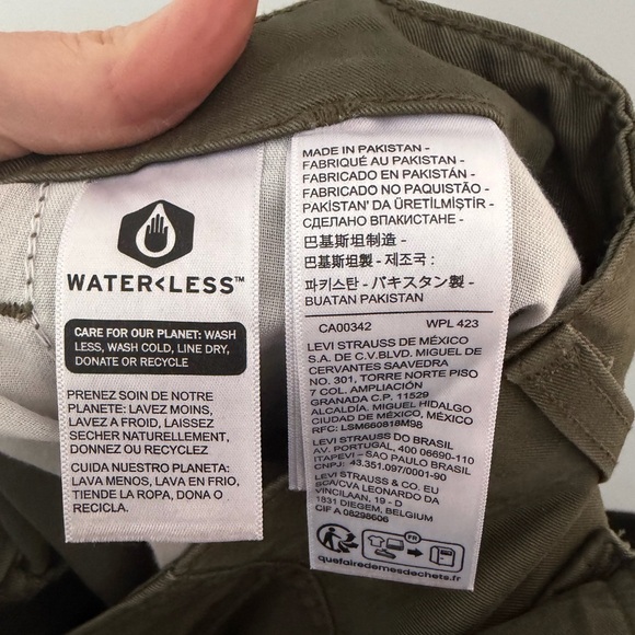 Levi's Khaki Green Utility Joggers '94 Baggy Cargo size 31 - Picture 9 of 10